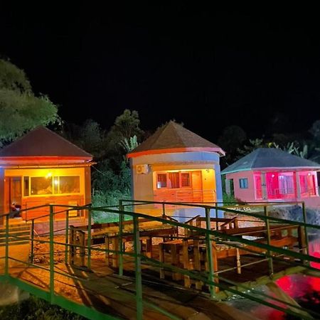 Bamboo River Resorts Wli Afegame Dış mekan fotoğraf