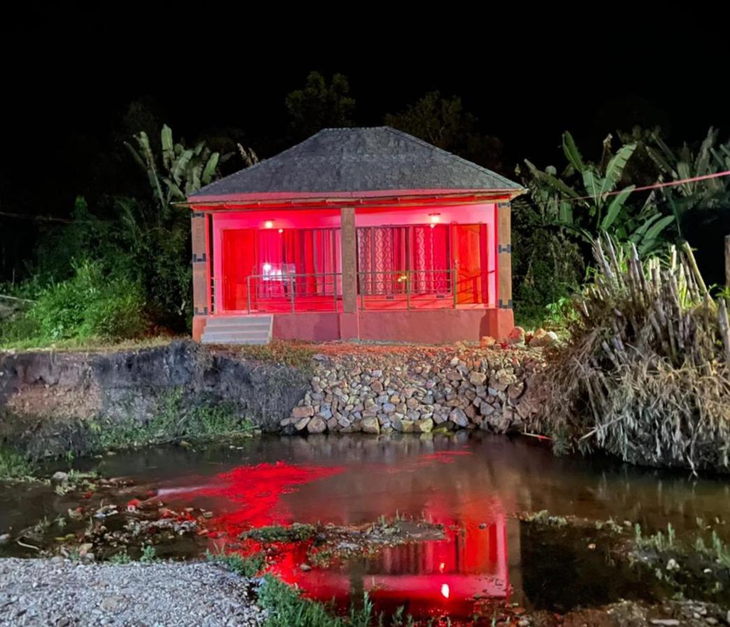 Bamboo River Resorts Wli Afegame Dış mekan fotoğraf