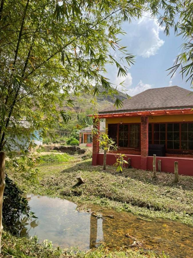 Bamboo River Resorts Wli Afegame Dış mekan fotoğraf
